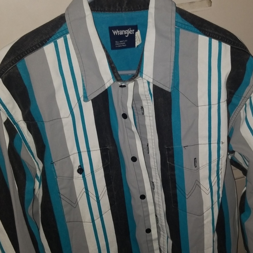 Wrangler Long Sleeve Button Down